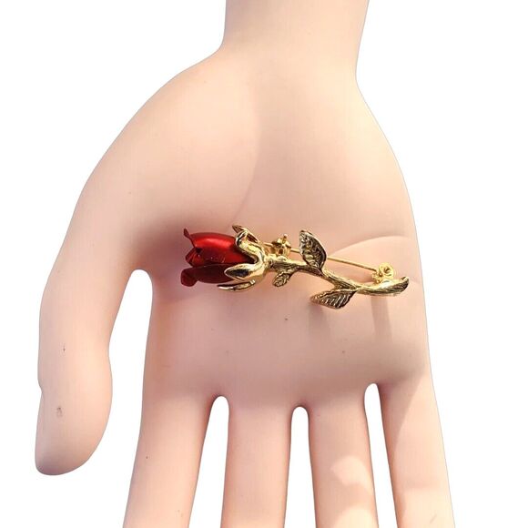 Vintage Gold Tone Red Rose Brooch Pin 2" Excellent Cottagecore - Picture 2 of 8